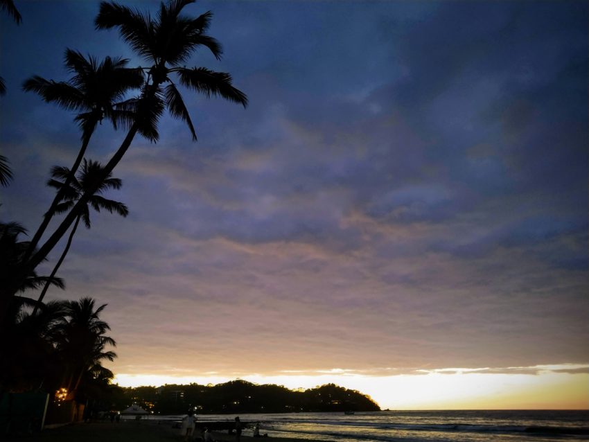 Sayulita surfing