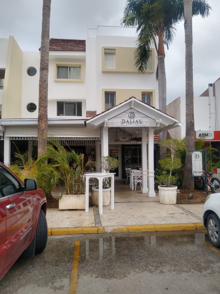 Dalia's cafe and bakery