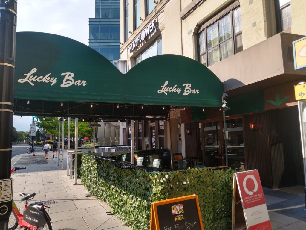 Lucky Bar